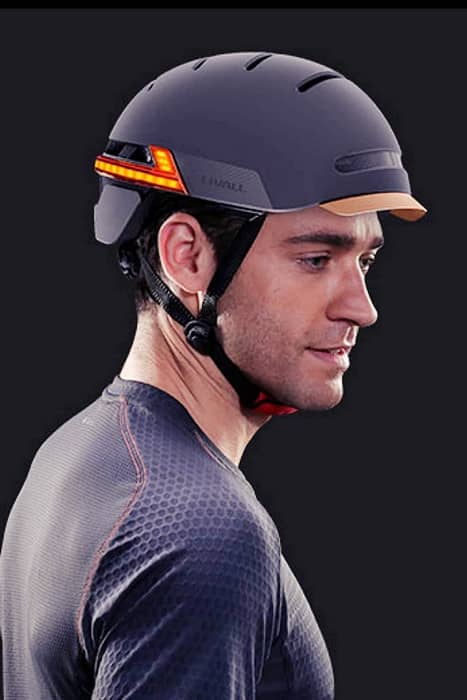 casco inteligente livall para bicicleta patinete 